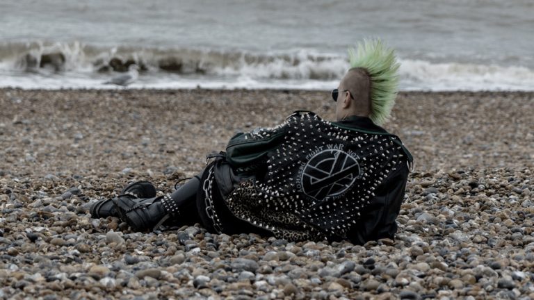 Punk on the beach by Nick Fewings (Unsplash.com)